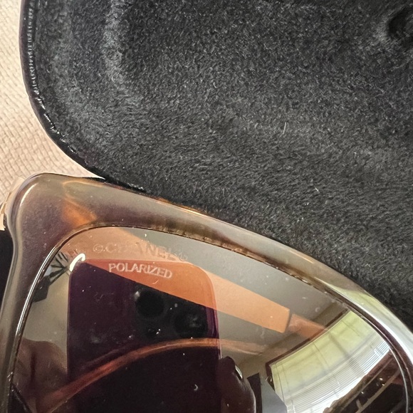 CHANEL Wayfarer Interlocking CC Logo Sunglasses - Picture 5 of 14